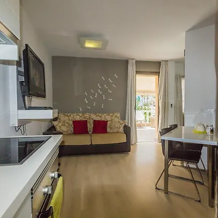 Trg * Arona (Tenerife)